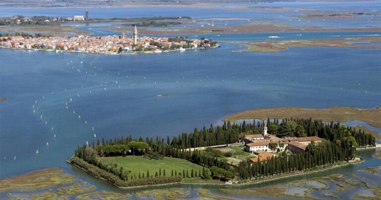 San Francesco del Deserto isola