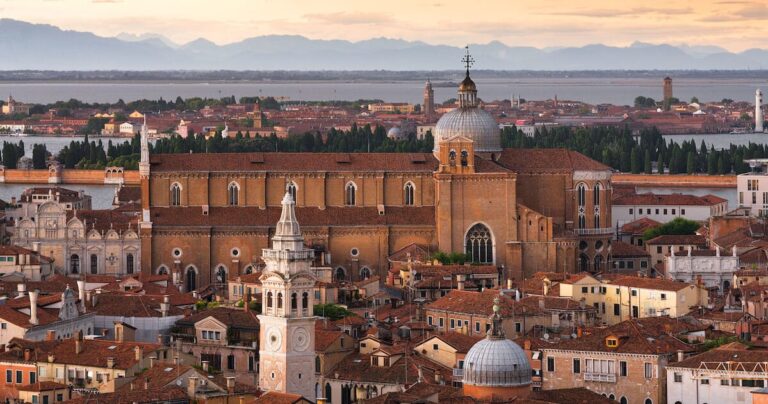 Venice districts