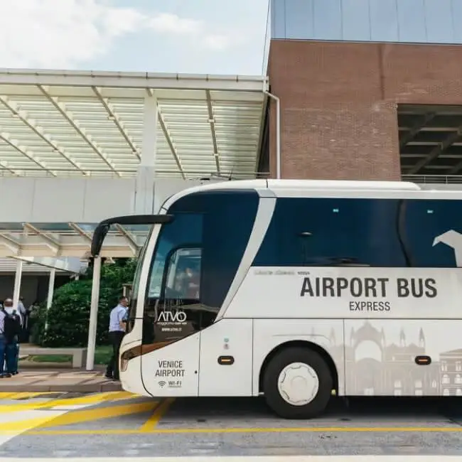 Bus express dall’Aeroporto Marco Polo verso Venezia